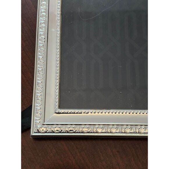 Ellen Tracy 8" X 10" Enchante Silver Picture Frame With Elegant Beaded Design - Picture 2 of 6